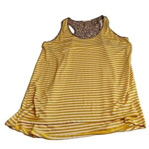 Le Lis Women's Yellow/White Floral Racerback Tunic Tank‎ top, Size L